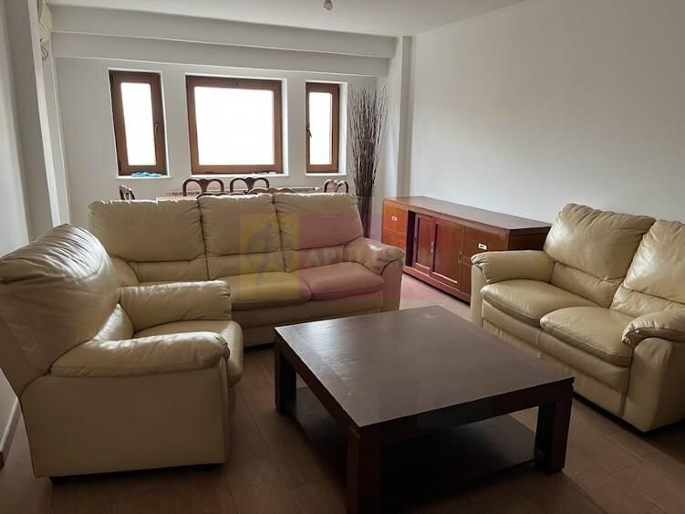 Vanzare apartament 3 camere B-dul Libertatii